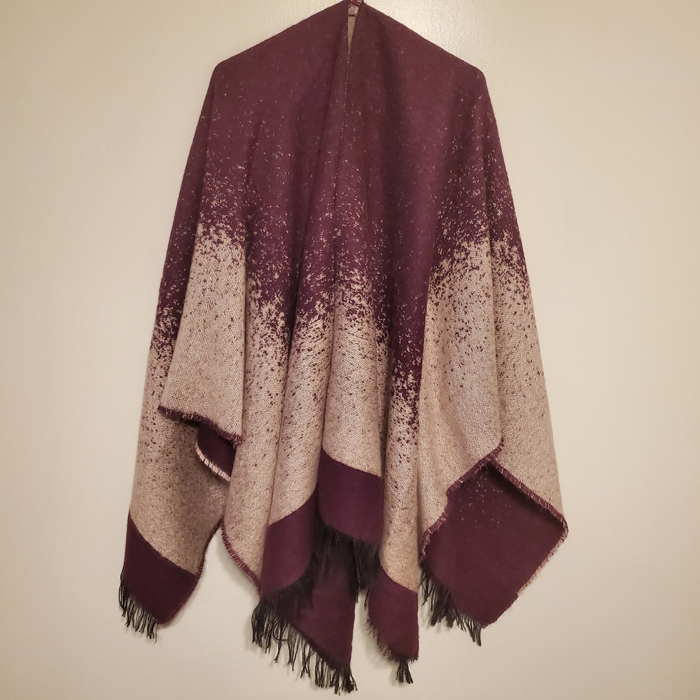 Wool Poncho EUC
